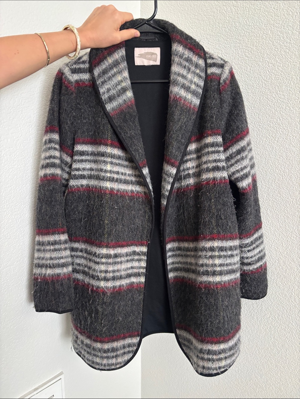 Cozy Striped Open-Front Women's Sweater Coat - Charcoal & Burgundy